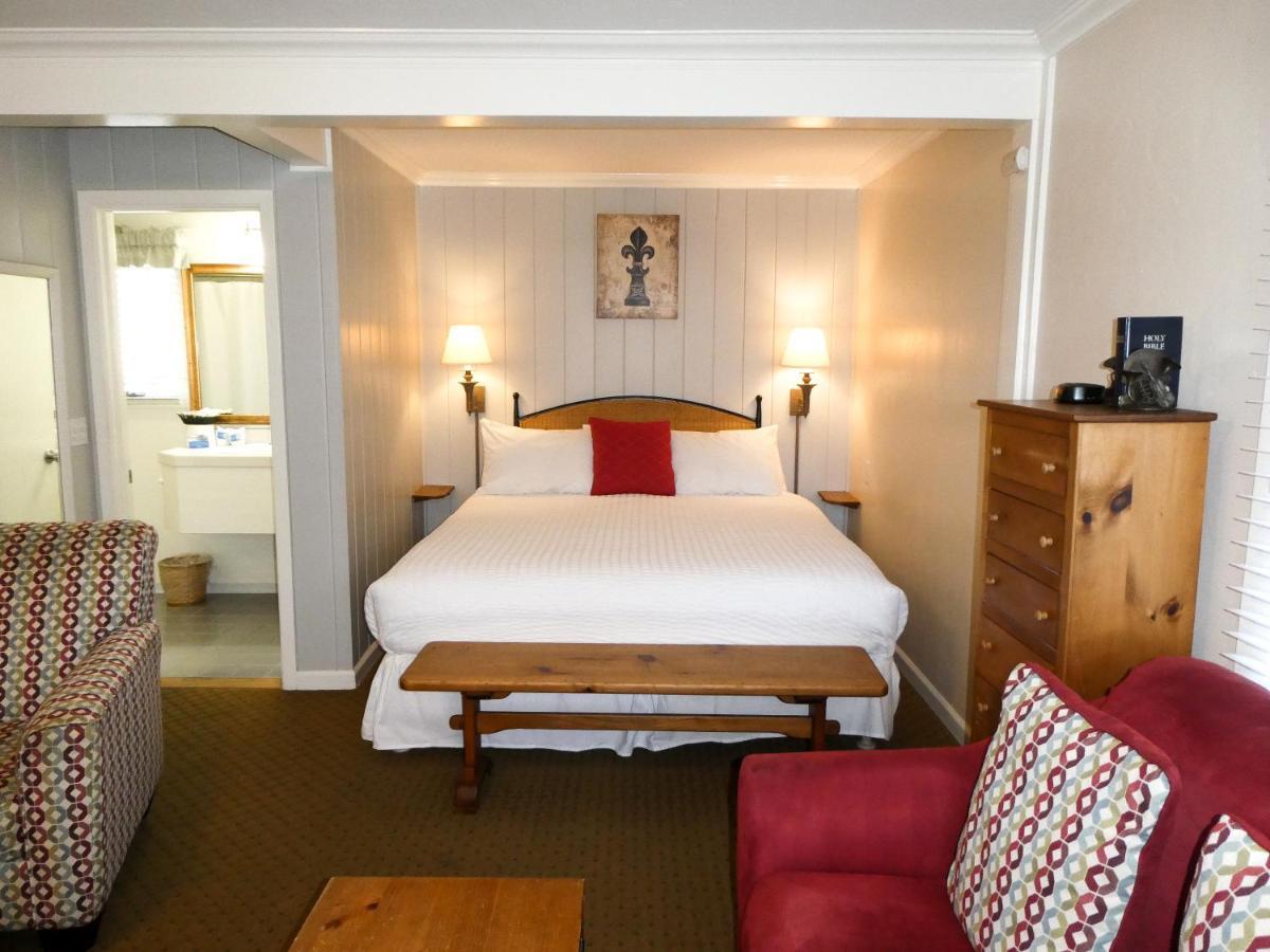 Briarwood Inn Carmel-by-the-Sea Room photo