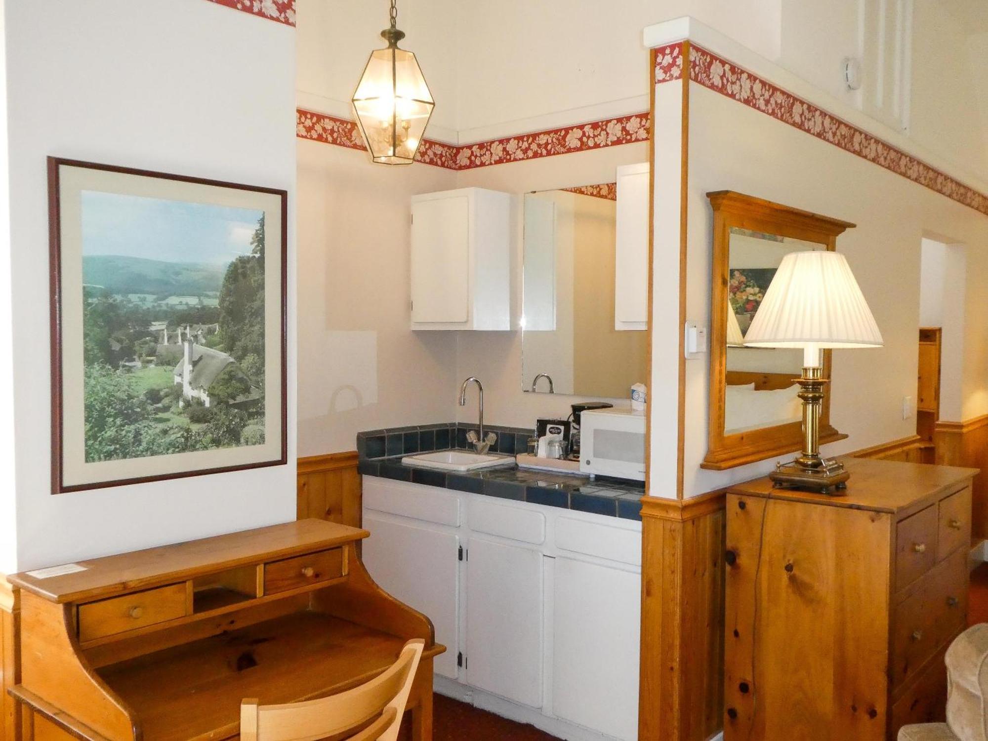 Briarwood Inn Carmel-by-the-Sea Room photo